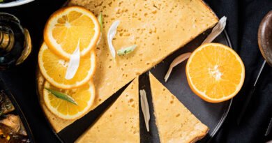 Tarta de naranja con queso crema, Rigo Macías