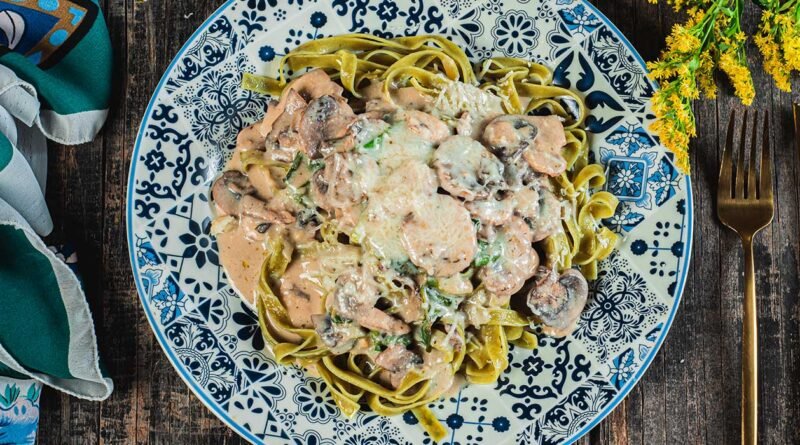 ¡Fettuccine con Champiñones!