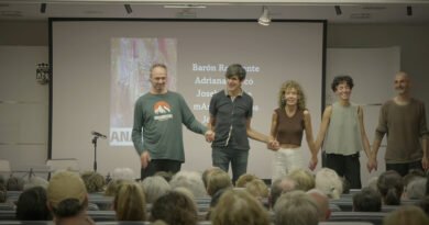 Cita con la poesía comenzó el nuevo curso con Anakek y su espectáculo "Libélula"