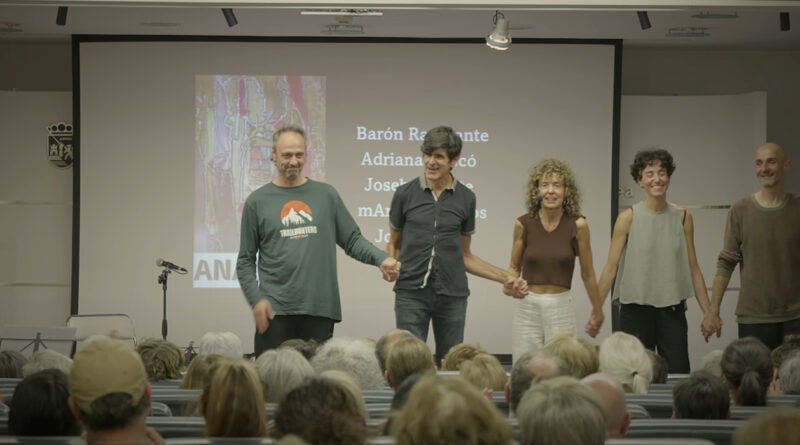 Cita con la poesía comenzó el nuevo curso con Anakek y su espectáculo "Libélula"