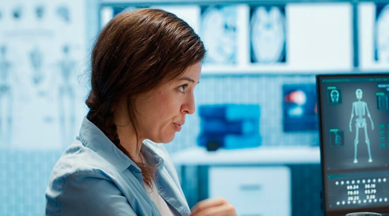 ¿Nos diagnosticarán algún día los robots? Lo que he aprendido en un Máster de Innovación en Ciencias Sanitarias