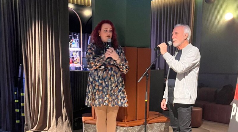 Noches Poéticas en Bilbao: una velada de palabra, memoria y emoción en el Espacio Davinci