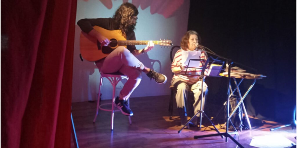 Ángela Serna presenta en Zaragoza “Un lugar llamado Nunca”, un viaje poético entre la memoria y el silencio