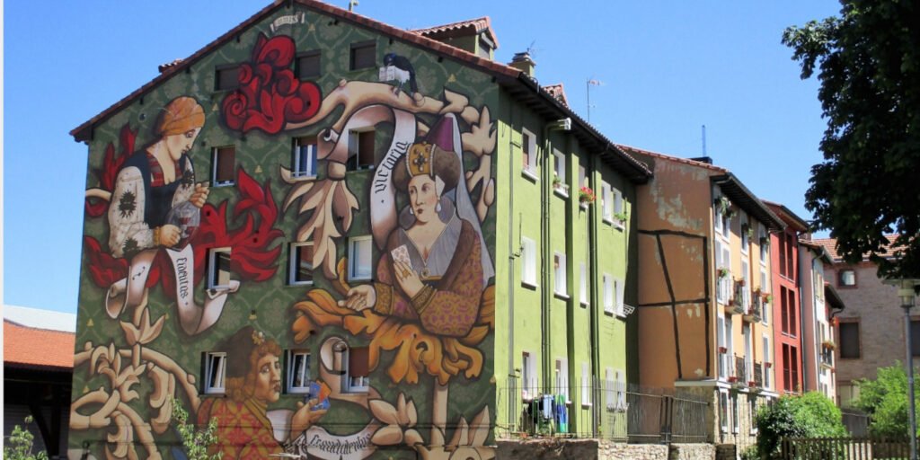 Mucho más que fachadas coloreadas, mucho más que murales.